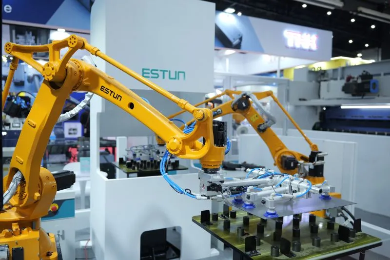 Robot Estun – Hệ thống điều khiển thông minh, lập trình dễ dàng.