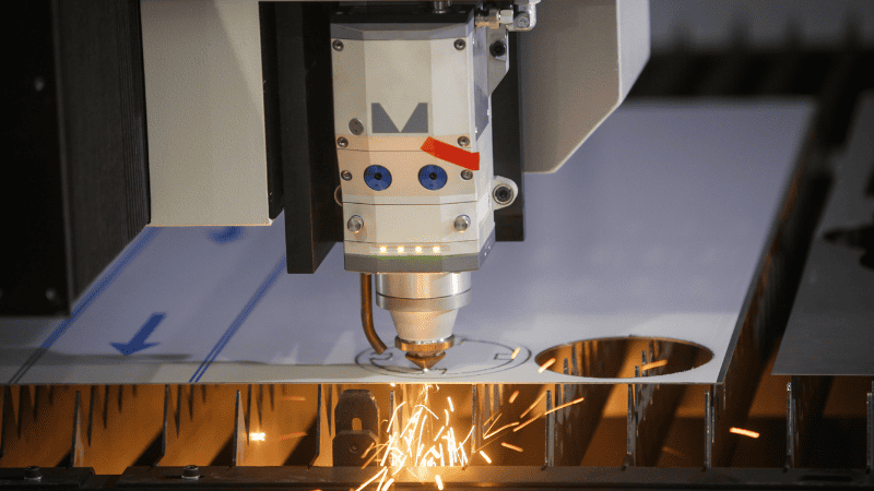 Giao diện hiển thị bảng thiết lập công suất laser phù hợp với từng đường cắt.