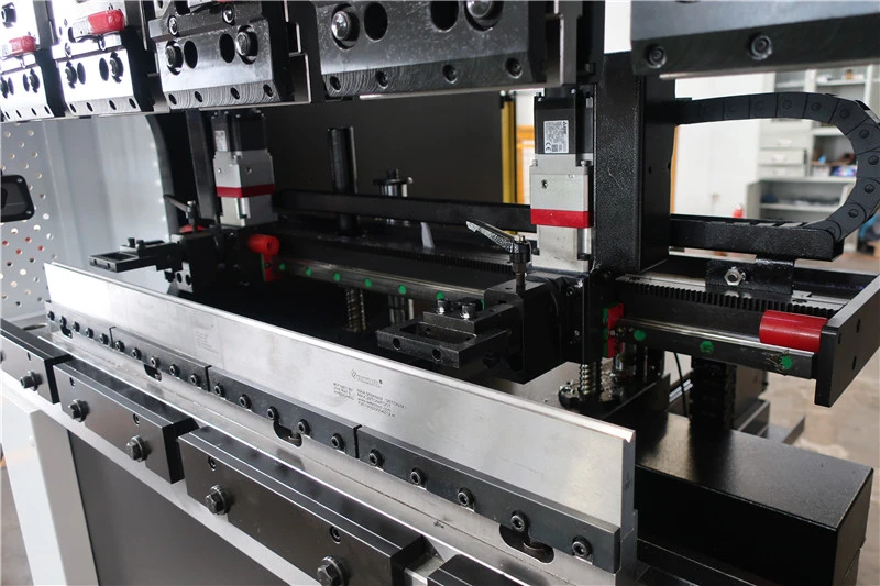 Máy Chấn Tôn 4 Trục, 6 Trục – Độ Chính Xác Cao