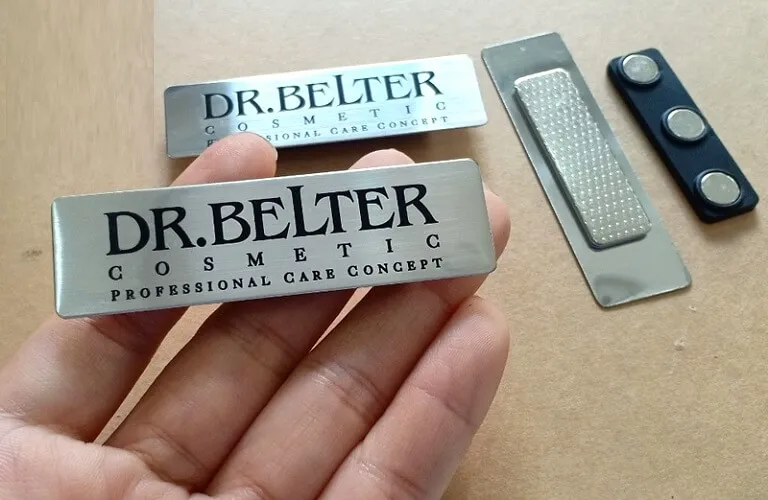 Laser fiber – Công nghệ khắc mã số kim loại chuẩn công nghiệp Laser fiber – Công nghệ khắc mã số kim loại chuẩn công nghiệp