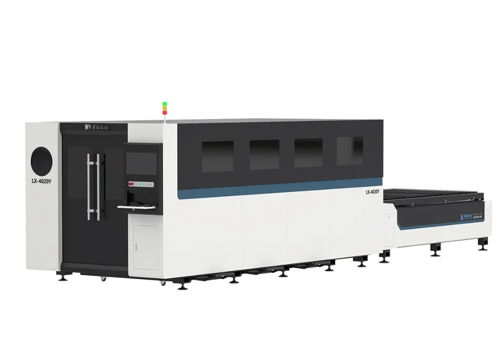 Máy cắt laser fiber 30kW buồng kín với kết cấu chắc chắn, tích hợp hệ thống an toàn, cách âm, cách bụi