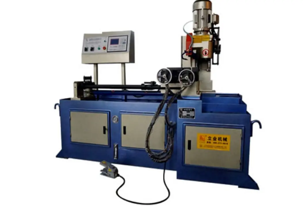 Máy cắt ống thủy lực 