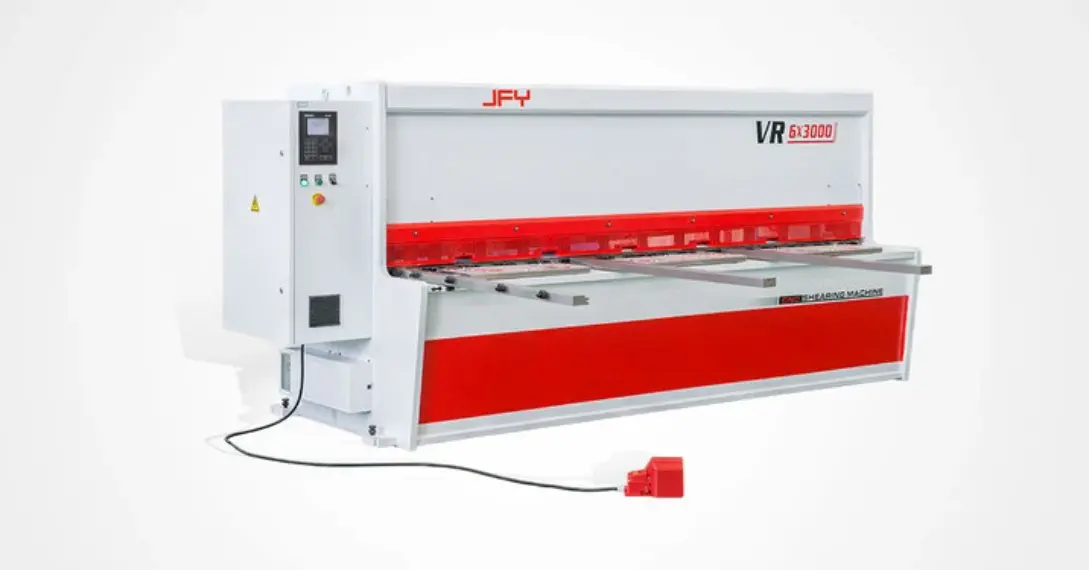 Máy cắt tôn tấm thủy lực CNC