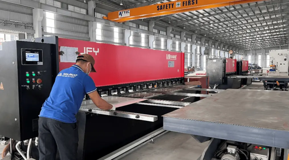 ưu điểm máy cắt tôn thủy lực