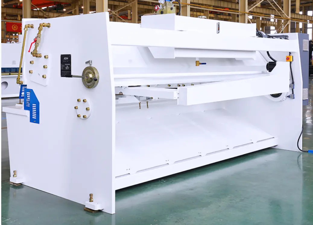 ứng dụng máy cắt tôn thủy lực