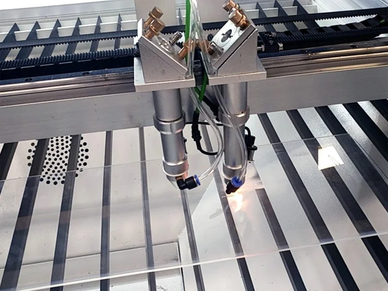 Nguyên lý hoạt động của máy cắt laser 2 đầu khi cắt song song Nguyên lý hoạt động của máy cắt laser 2 đầu khi cắt song song