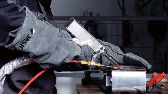 Máy cắt laser fiber cầm tay DMTec – Tập trung ổn tia và mở rộng vùng thao tác