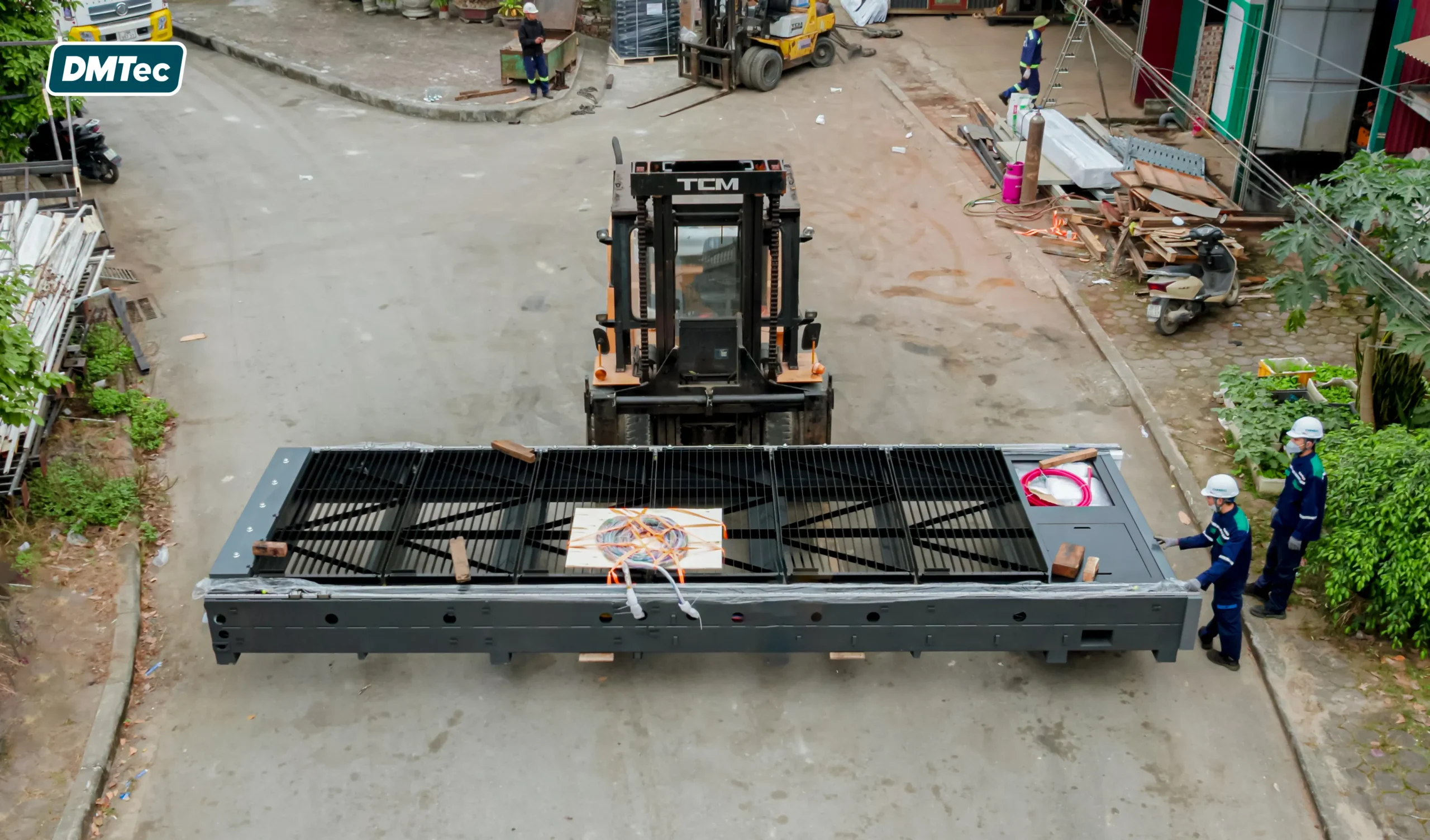 Máy cắt laser sợi quang chuyên cắt kim loại tấm