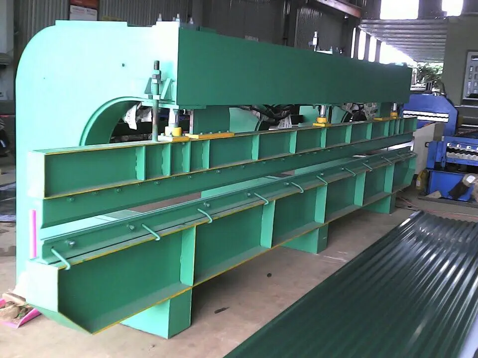 Hình máy máy chấn máng xối tự chế trên thị trường