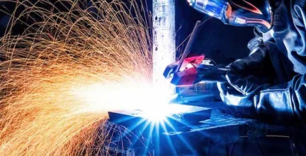 Cắt–hàn laser 2-in-1: mép mịn, vùng cắt rộng, vận hành ca dài ổn định