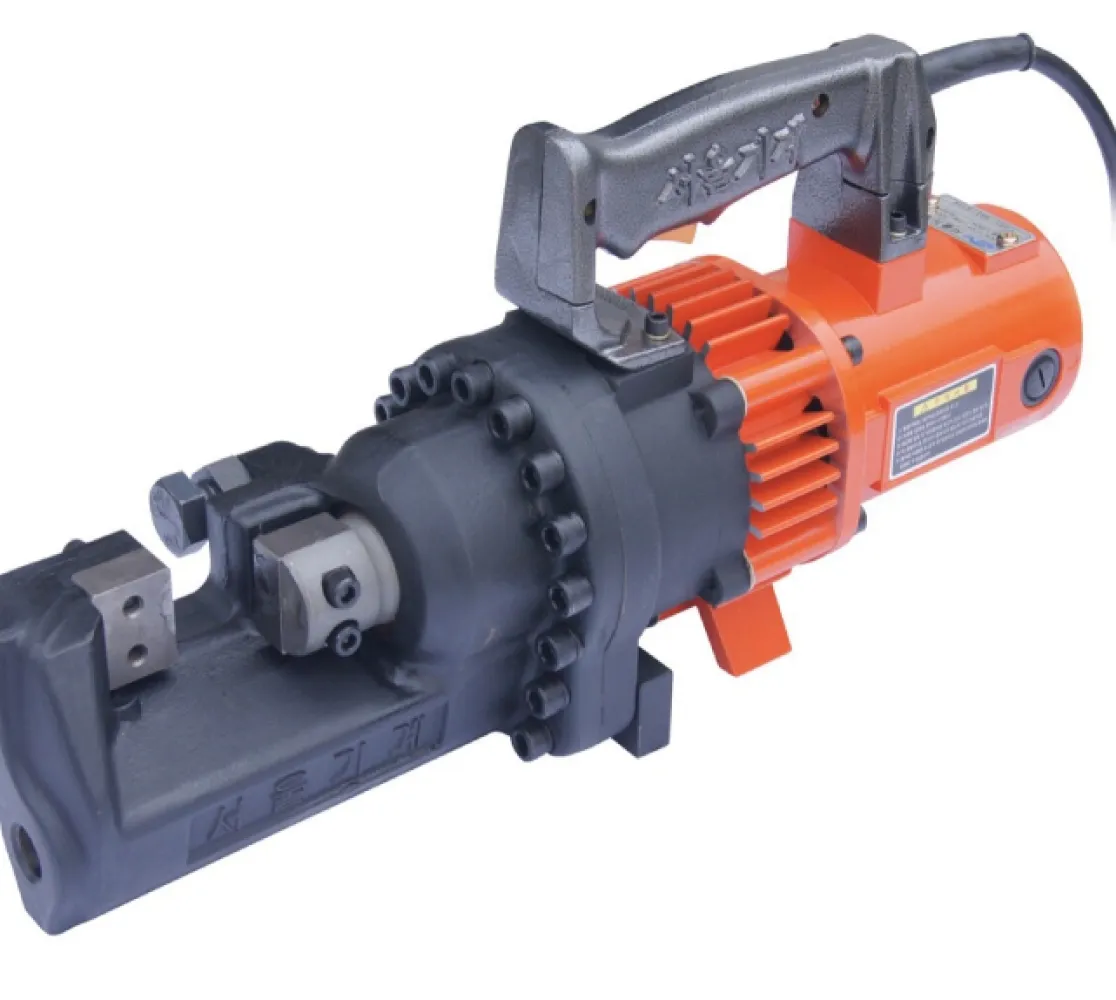 Máy cắt sắt thủy lực cầm tay có tính đa dụng cao trong ngành cơ khí, xây dựng