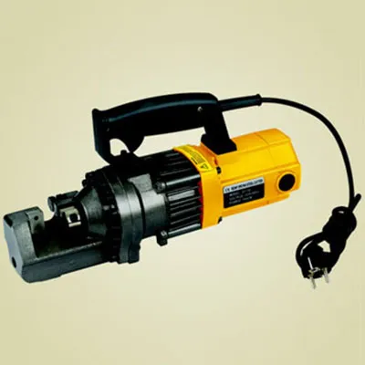 Máy cắt thủy lực cầm tay RC25 là model rất phổ biến trên thị trường