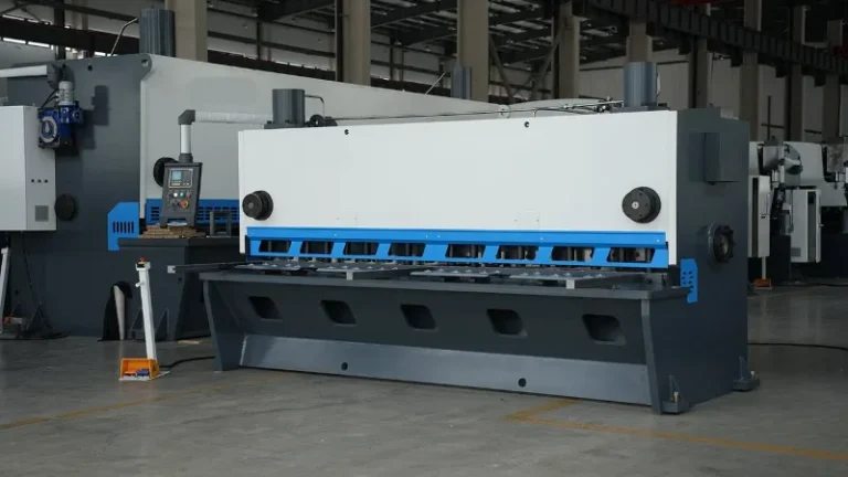 Máy chặt thủy lực là gì? Ứng dụng & bảng giá mới nhất 2026