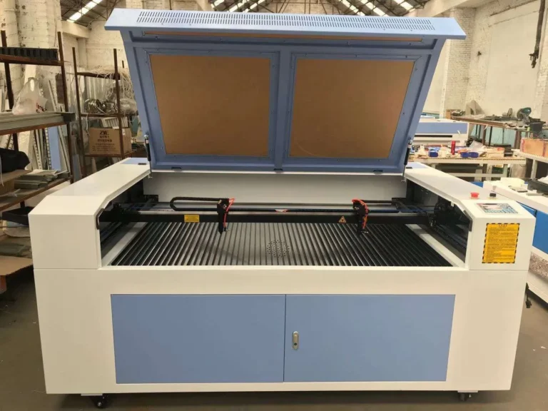 Tổng quan thiết kế mặt trước máy cắt khắc laser Co2 6040 dòng thùng đứng khi mở nắp bảo vệ Tổng quan thiết kế mặt trước máy cắt khắc laser Co2 6040 dòng thùng đứng khi mở nắp bảo vệ