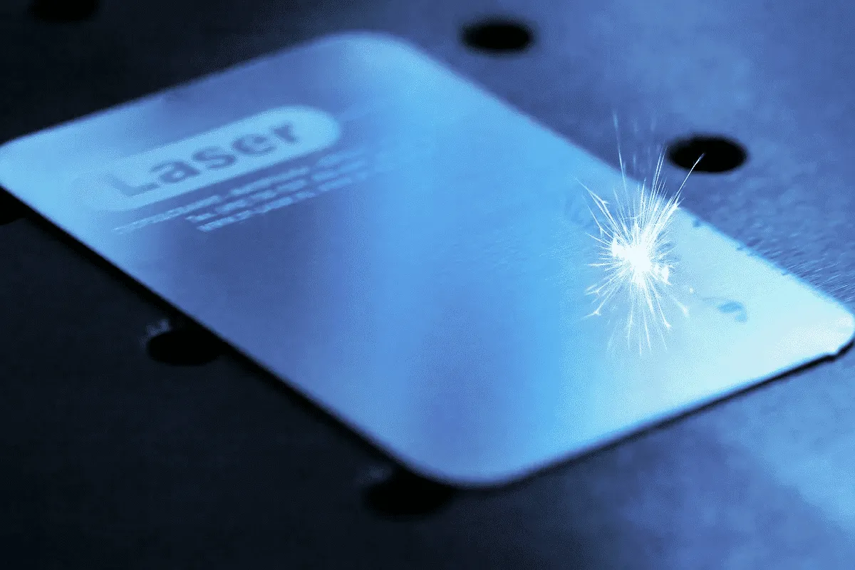 Tốc Độ Khắc Laser: Chìa Khóa Tối Ưu Độ Sâu Và Chất Lượng Bề Mặt Nhôm Tốc Độ Khắc Laser: Chìa Khóa Tối Ưu Độ Sâu Và Chất Lượng Bề Mặt Nhôm